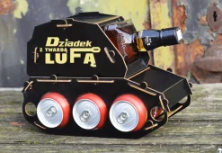 Czołg na whisky, stojak na alkohol Dziadek z Twardą Lufą