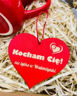 Kubek z uchwytem w kształcie serca, łyżeczka i zawieszka - Prezent na Walentynki dla Żony Niej Dziewczyny