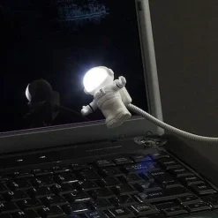 Lampka astronauta na USB