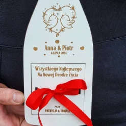 Pudełko na Pieniądze na Ślub w kształcie butelki - prezent dla Młodej Pary