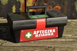 Skrzynka, apteczka pierwszej pomocy na alkohol