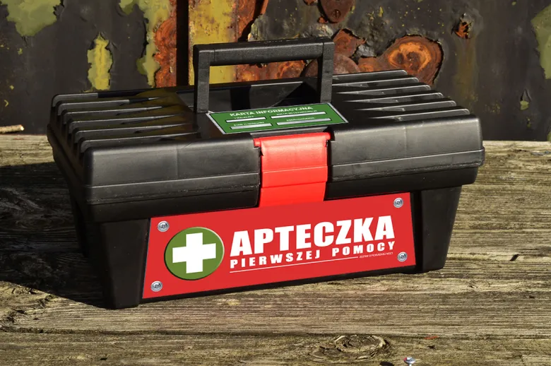 Skrzynka na alkohol Apteczka Pierwszej Pomocy walizka