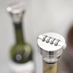 Strażnik wina - cyfrowy zamek na wino w metalowej puszce