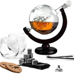 Zestaw do Whisky Globus - karafka, drewniana podstawka, 2 szklanki, 9x kostki, 2 podkładki