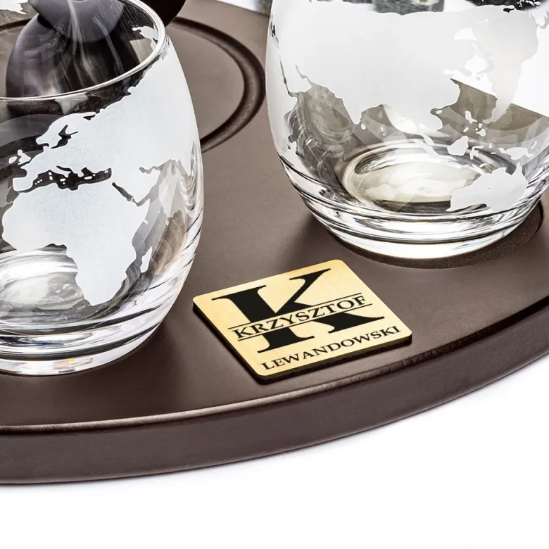 Zestaw do Whisky Karafka Globus z Grawerem - Prezent dla Taty Męża Dziadka Szefa Teścia Faceta Mężczyzny na Święta Urodziny